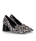 Amo la bomba de leopardo blanca y negra de Moschino