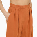 Harris Wharf London Terrakotta farbige Faltenhose