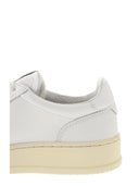 Autry Medalist Low Leather Sneakers