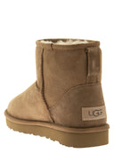 Ugg Mini Classic II Bottes