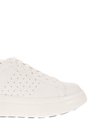 Red V Sneakers Bowalk