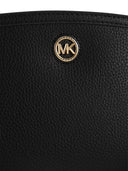 로고가있는 Michael Kors Chantal Should Bag