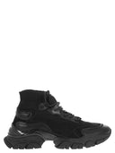 Moncler non lascia alcuna traccia di addestratori high top