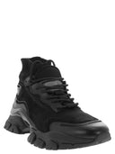 Moncler non lascia alcuna traccia di addestratori high top