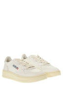 Autry Medalist Low Leather Sneakers
