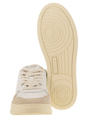 Autry Medalist Low Leather Sneakers