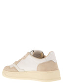 Autry Medalist Low Leather Trainers