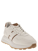 Hogan H641 Leather Trainers