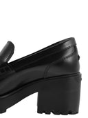 Hogan Moccasin With Metal H And Heel