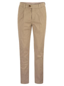 Brunello Cucinelli Garment Dyed Leisure Fit Trousers In American Pima Comfort Cotton With Pleats