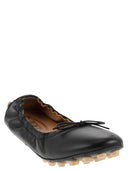 Ballerina di Tod con arco e granmetti