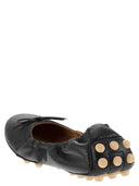 Ballerina di Tod con arco e granmetti